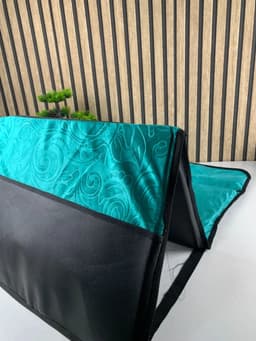 Tapis de Prière Sultan Pliable avec Dossier et Poche Arrière V2 – سجادة صلاة سلطان قابلة للطي مع مسند ظهر 8